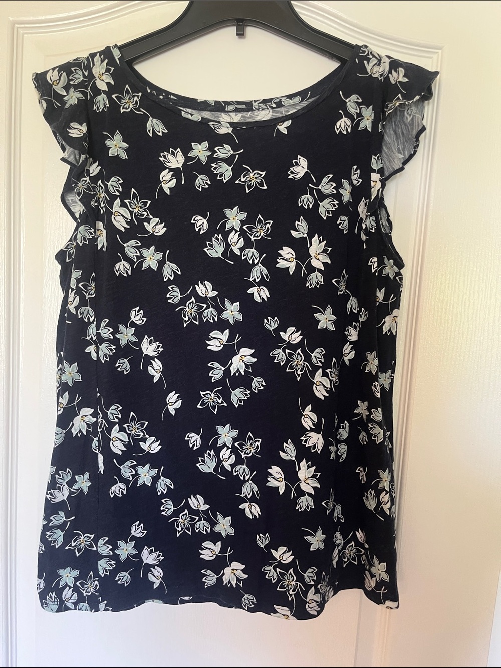 LOFT Navy Floral Ruffle Cap-Sleeve Tank